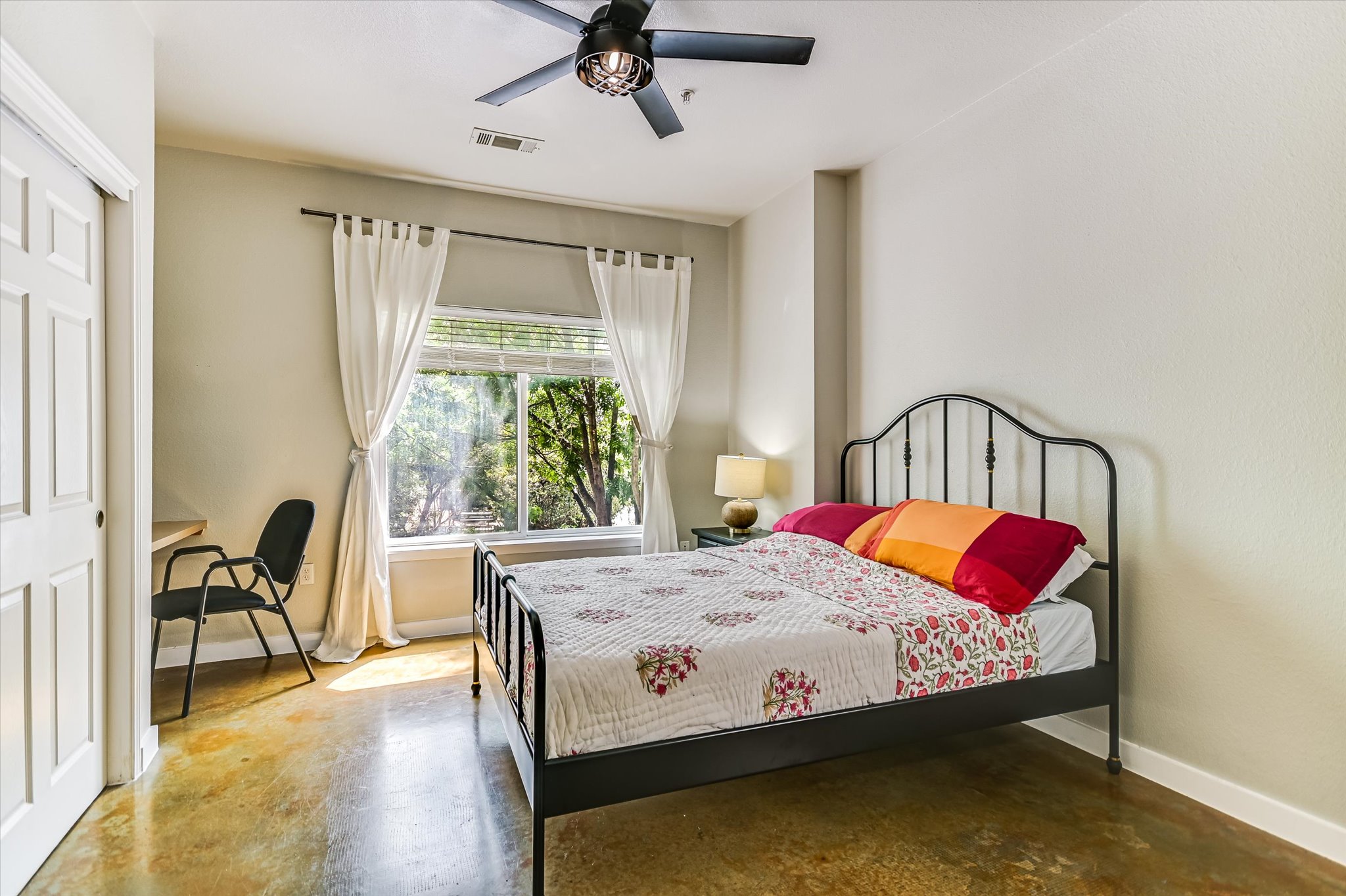 910 West 25th Street, Unit 206 Austin, TX 78705 - Photo 13 of 19