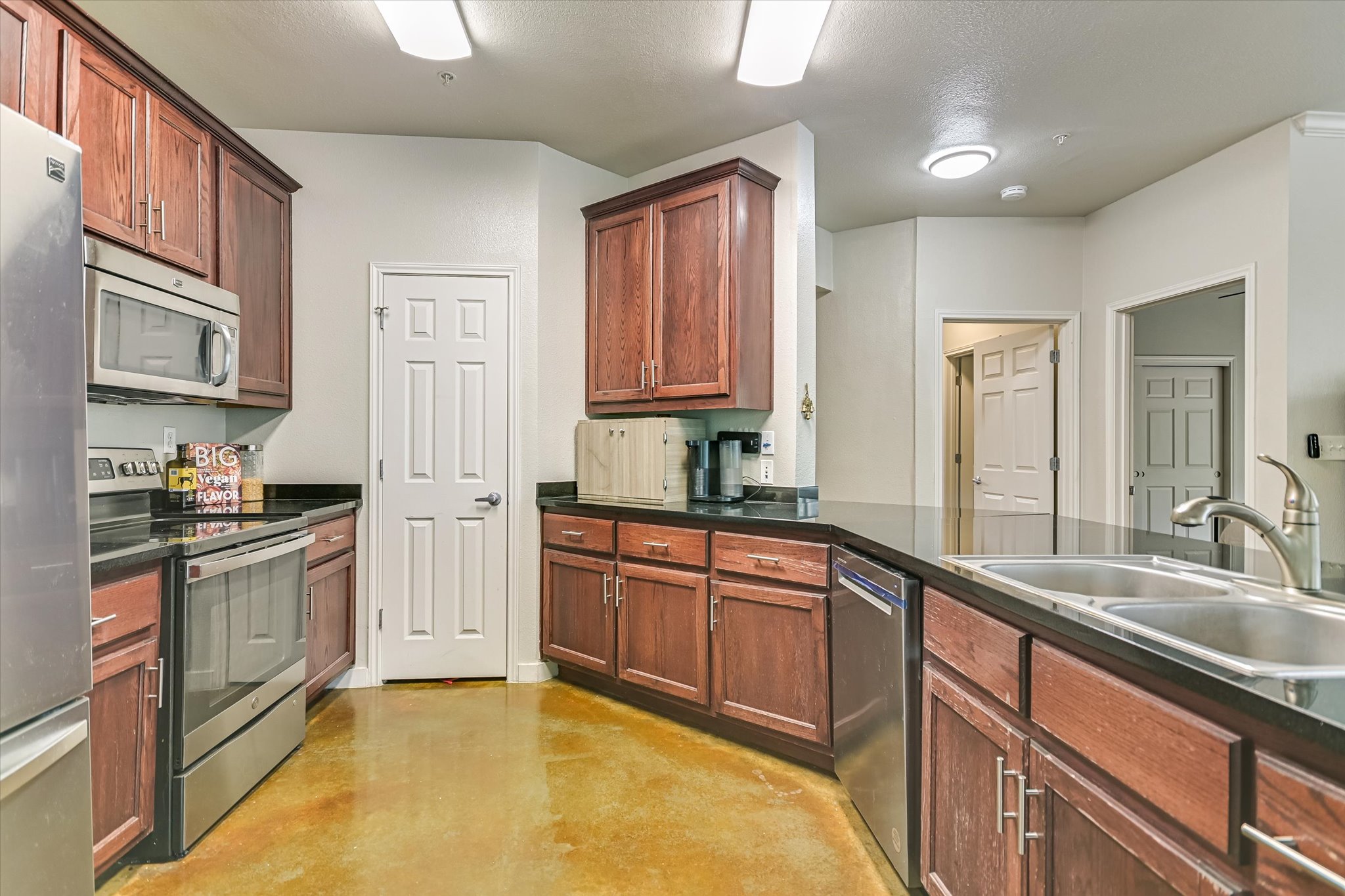 910 West 25th Street, Unit 206 Austin, TX 78705 - Photo 5 of 19