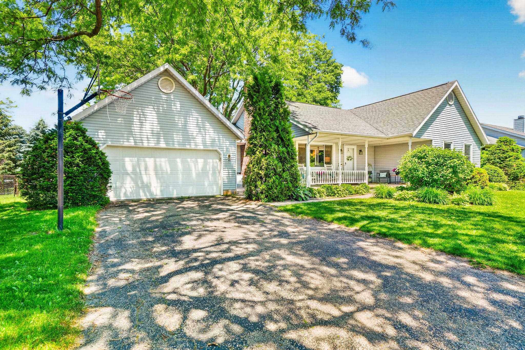1572 Boulder Way Sun Prairie, WI 53590 - Photo 33 of 50