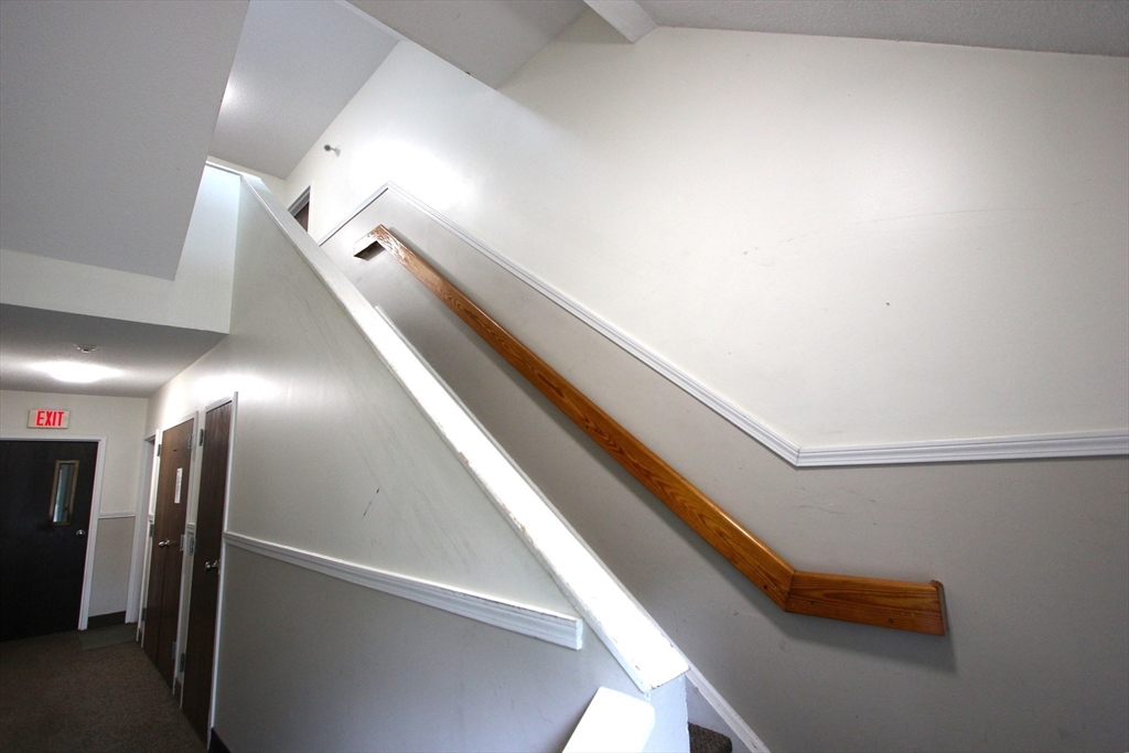 2008 Franklin Crossing Road, Unit 2008 Franklin, MA 02038 - Photo 24 of 35