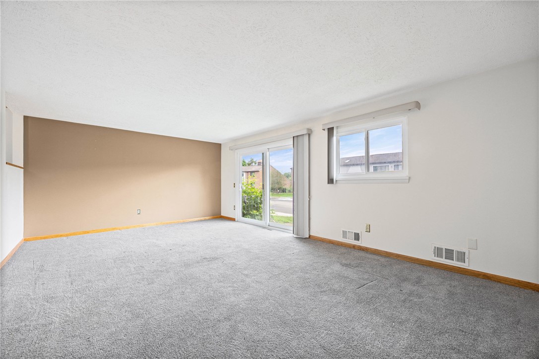2 High Gate Trail, Unit 2 Perinton, NY 14450 - Photo 25 of 47