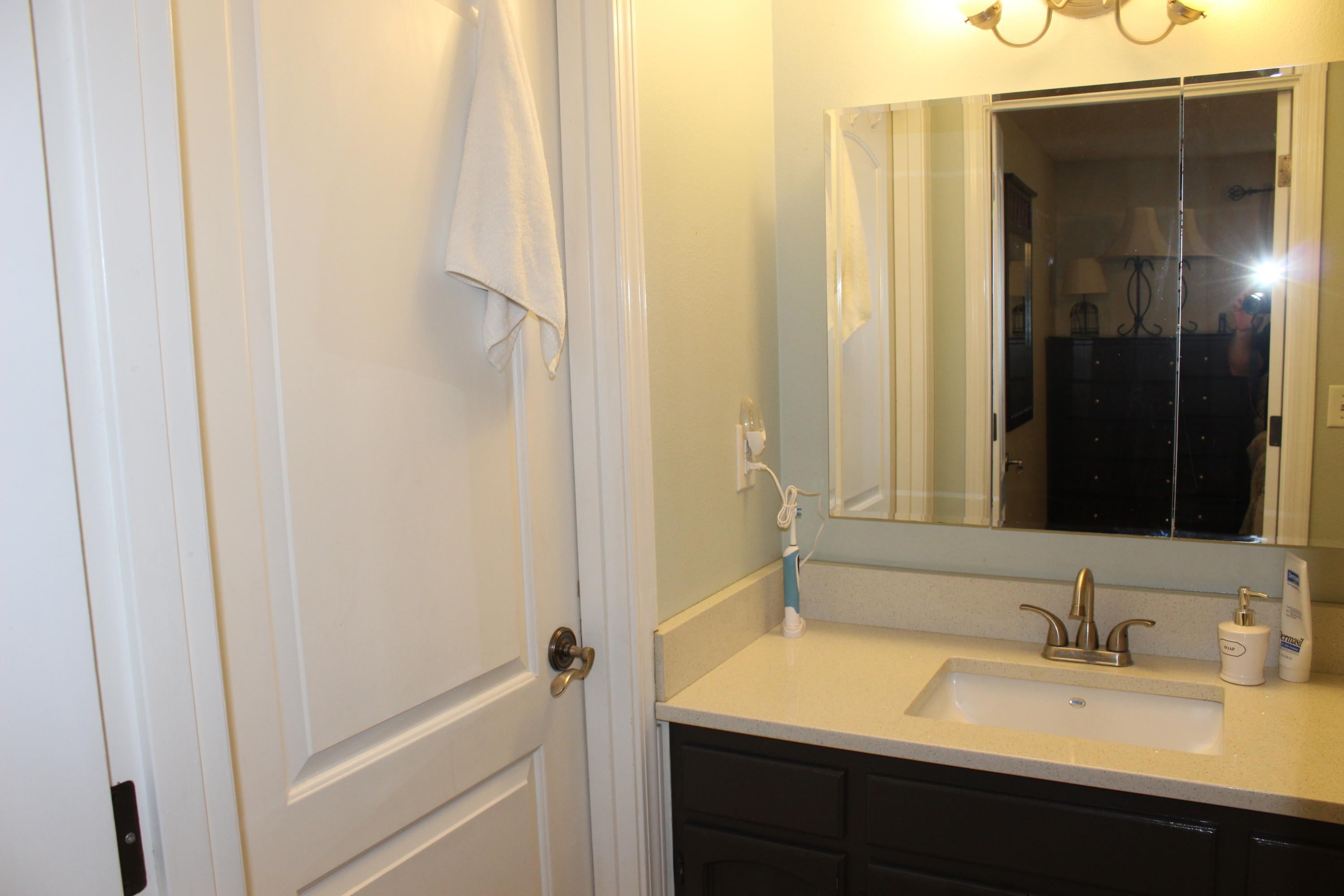 1115 Freeman Road Central Point, OR 97502 - Photo 17 of 21 IMG_3389