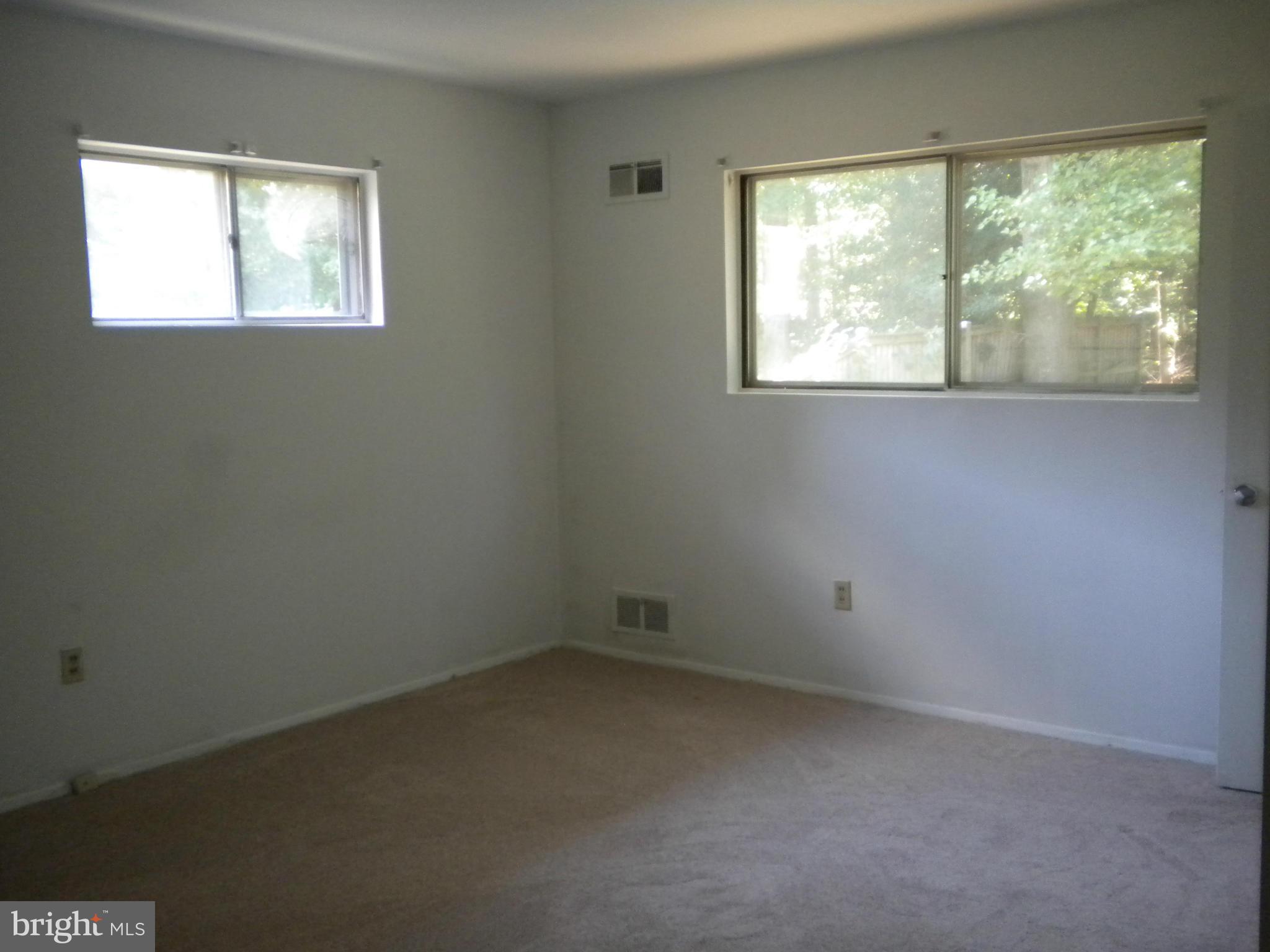 6822 Trexler Road Hyattsville, MD 20784 - Photo 11 of 27 Bedroom (Master)