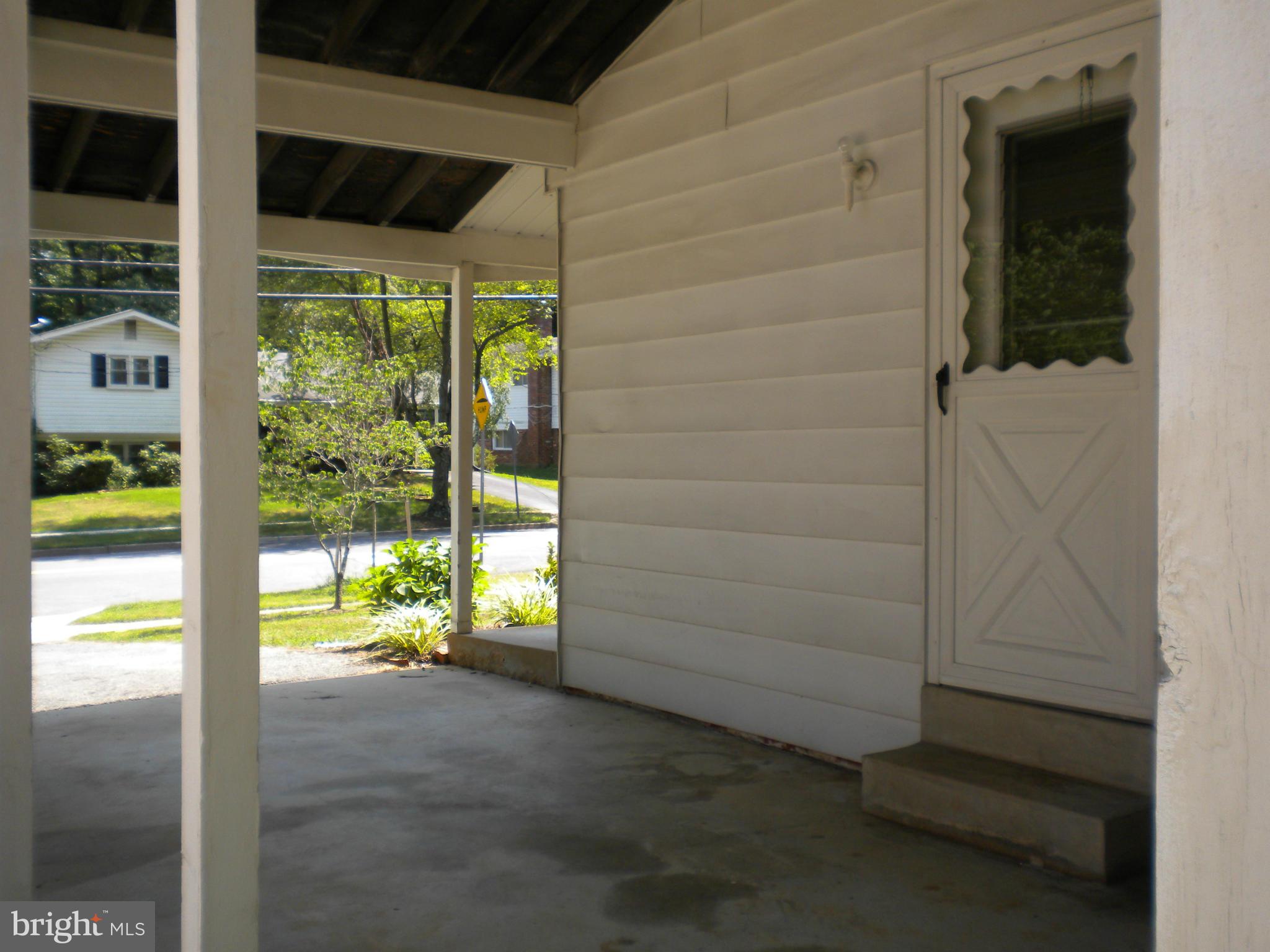 6822 Trexler Road Hyattsville, MD 20784 - Photo 20 of 27 Carport