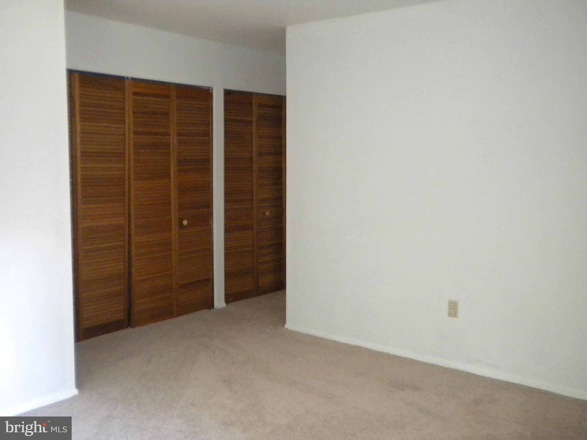 6822 Trexler Road Hyattsville, MD 20784 - Photo 10 of 27 Ma BR w/ lots of closets