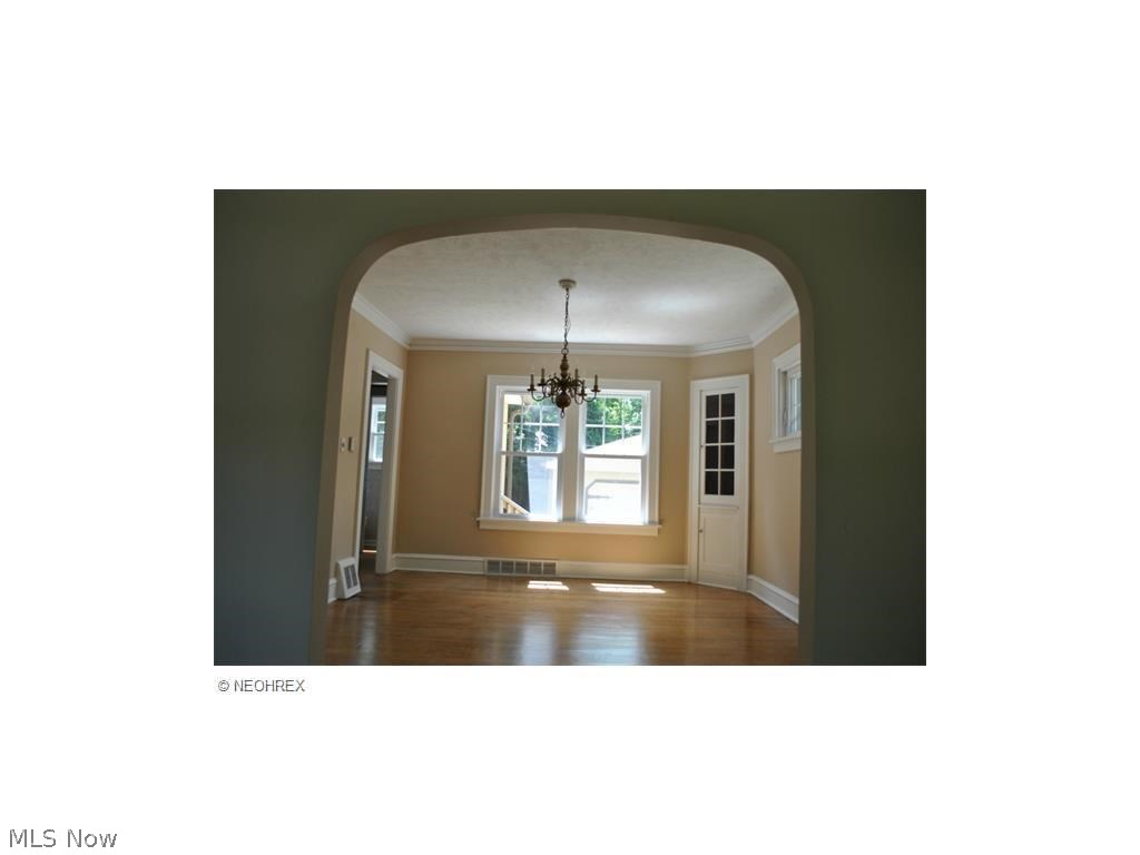 3960 Navahoe Road Cleveland Heights, OH 44121 - Photo 12 of 24