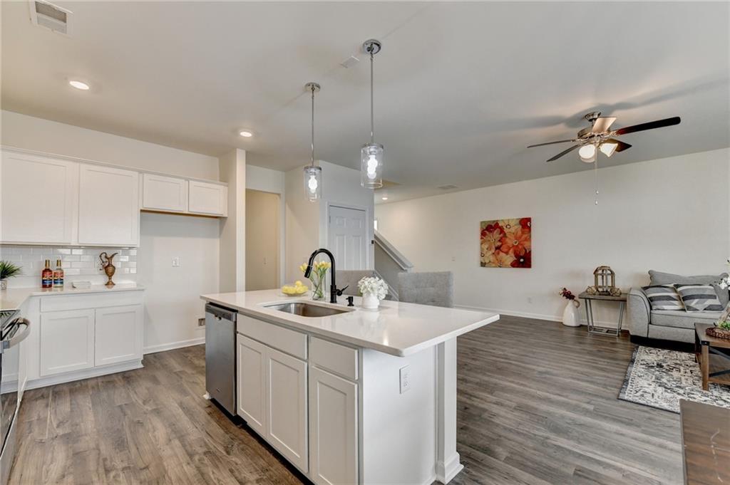 159 Mead Court Hoschton, GA 30548 - Photo 7 of 46