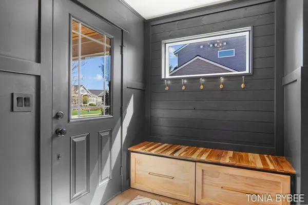 $799,500 | 14298 Georgian Bay Drive, Holland, MI 49424