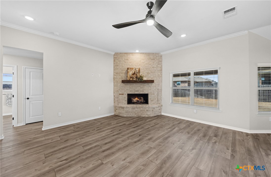 604 Magnolia Drive Troy, TX 76579 - Photo 5 of 33