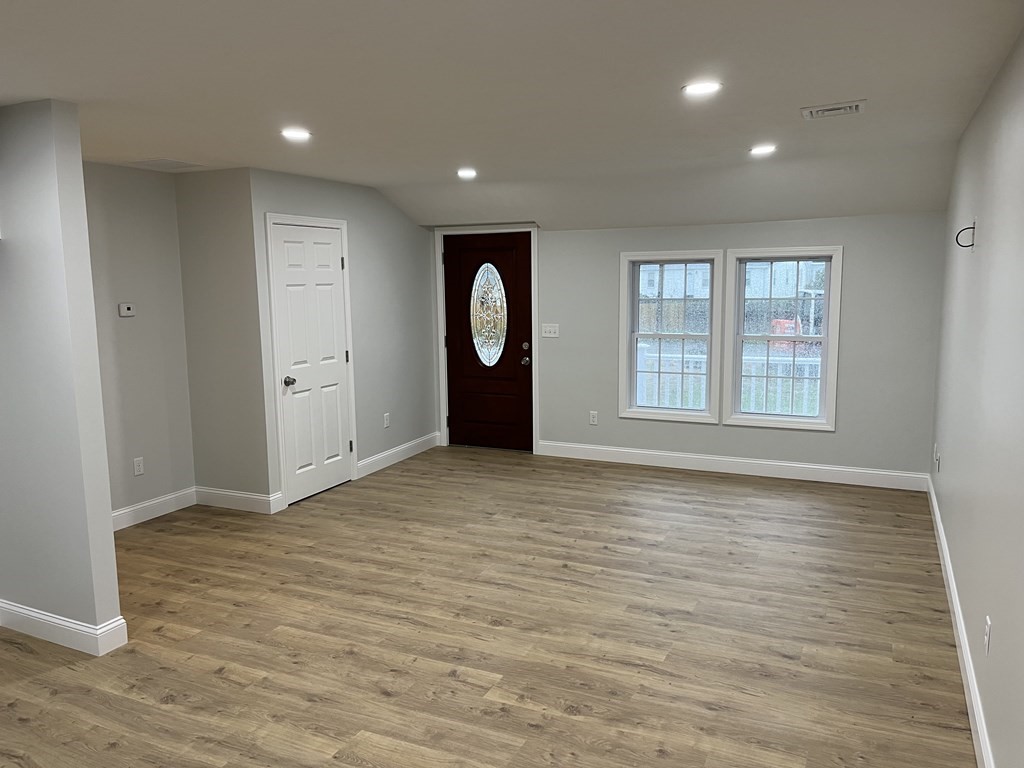 5 Apple Street Wareham, MA 02571 - Photo 6 of 12 Gallery Image 6