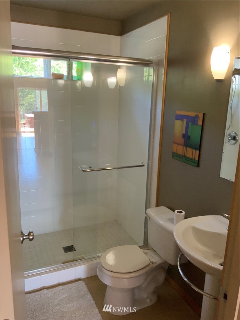 468-74 August Road Onalaska, WA 98570 - Photo 11 of 25 Gallery Image 11