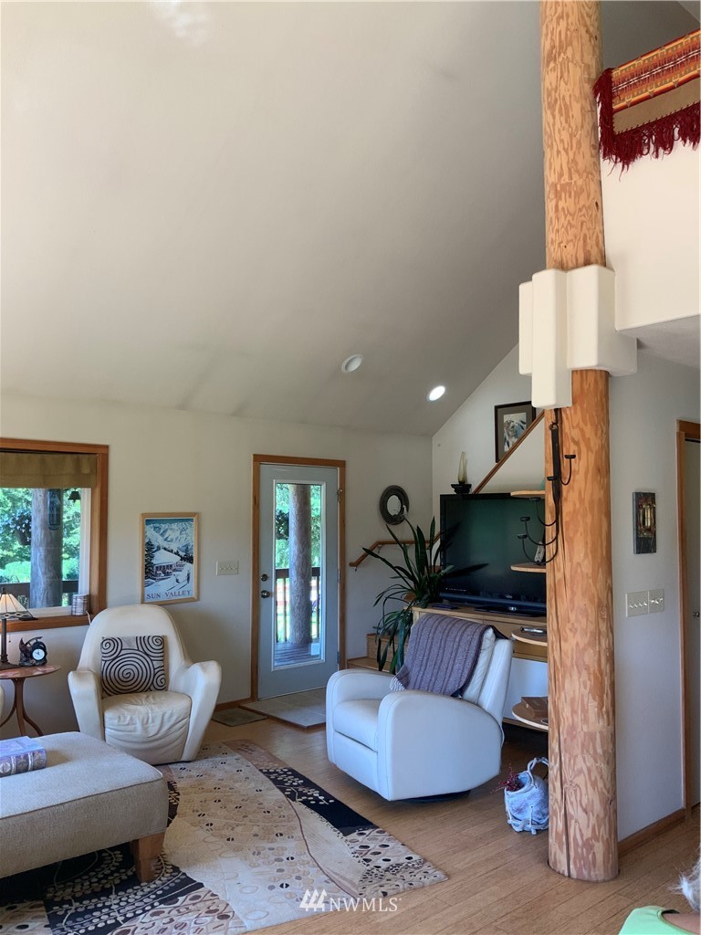 468-74 August Road Onalaska, WA 98570 - Photo 7 of 25 Gallery Image 7
