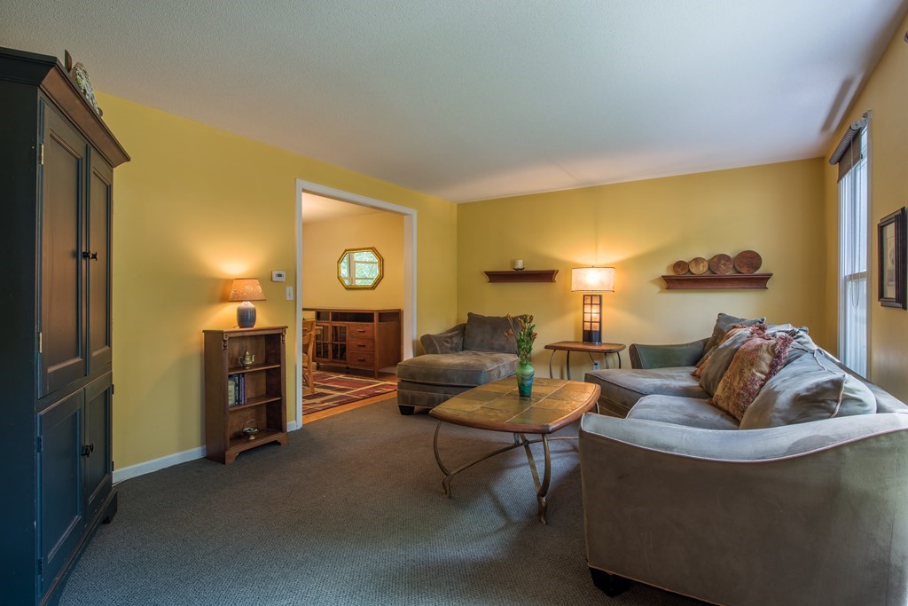 131 Woods Road Northampton, MA 01062 - Photo 17 of 41