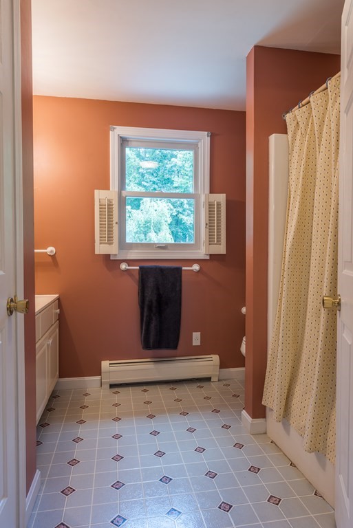 131 Woods Road Northampton, MA 01062 - Photo 25 of 41