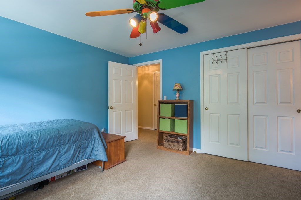 131 Woods Road Northampton, MA 01062 - Photo 30 of 41