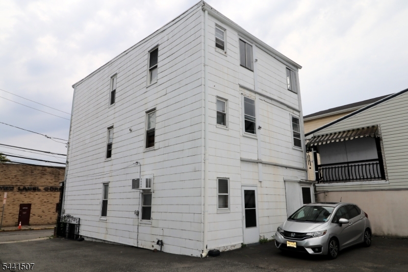 66 Chambers Street Newark, NJ 07105 - Photo 5 of 19