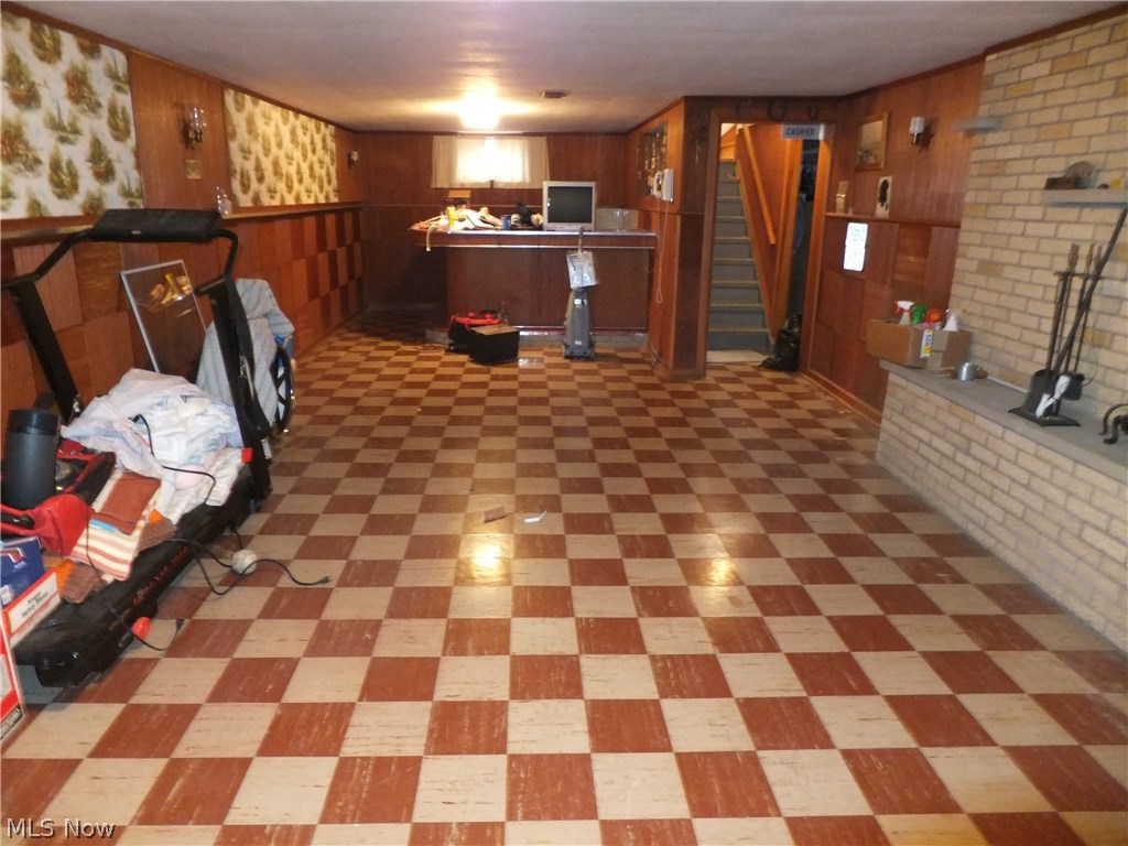 4420 Snow Road Cleveland, OH 44134 - Photo 12 of 20