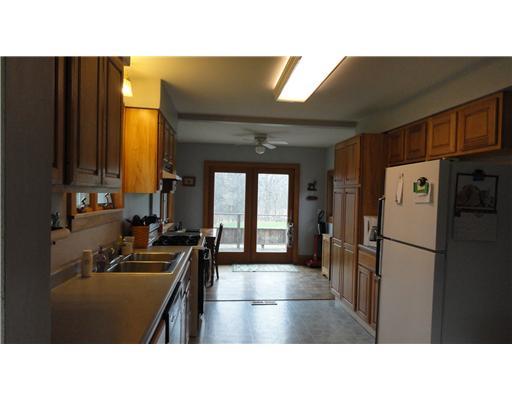 3963 New Castle Road Pulaski, PA 16143 - Photo 4 of 14 Kitchen.