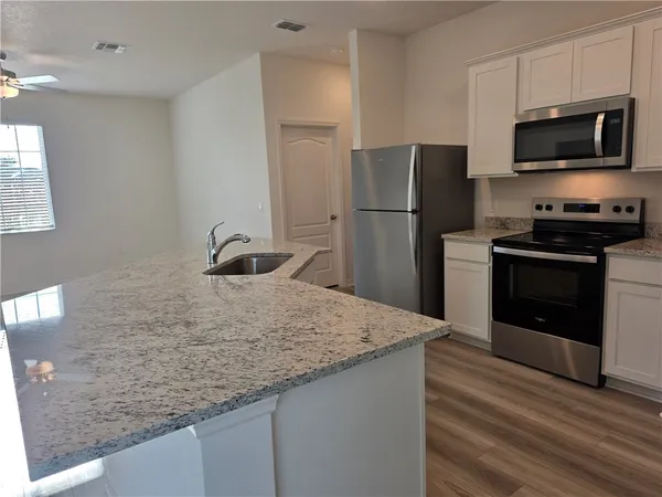 $2,400 | 8715 98th Court, Vero Beach, FL 32967