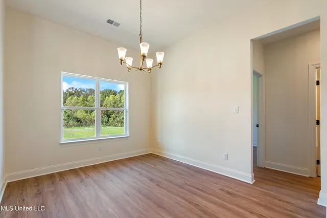 $369,900 | 2373 Highway 301, Hernando, MS 38632