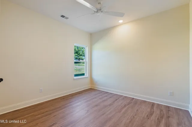 $369,900 | 2373 Highway 301, Hernando, MS 38632