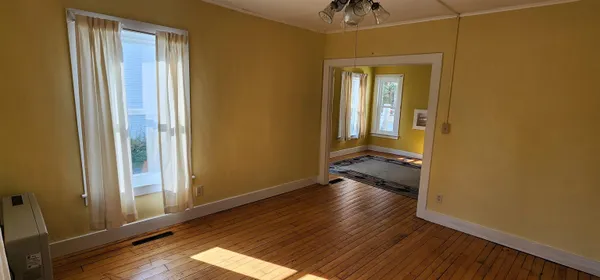 $399,000 | 7-9 Elm Street, Waterbury, VT 05676