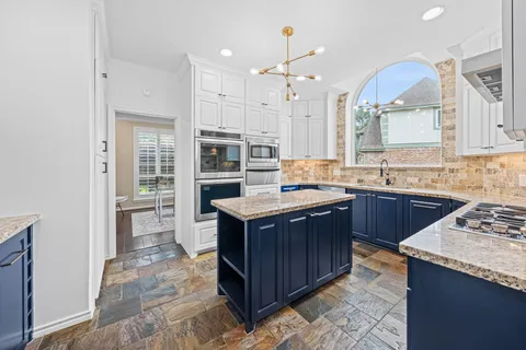$499,999 | 9214 South Pass Lane, Houston, TX 77064