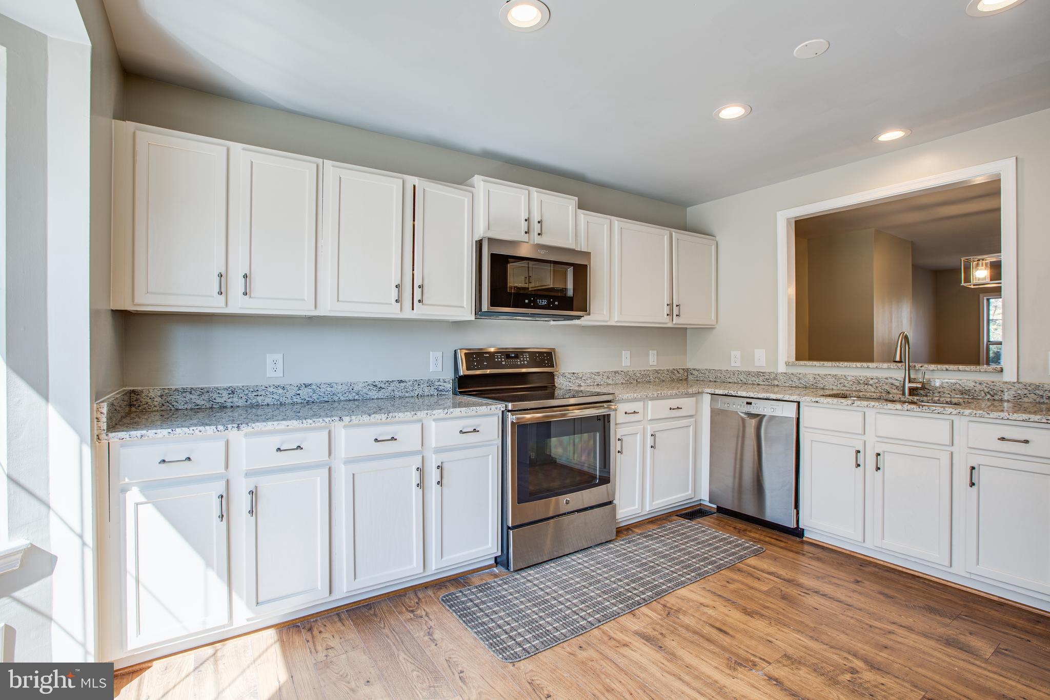 702 Club House Road Fredericksburg, VA 22406 - Photo 12 of 44