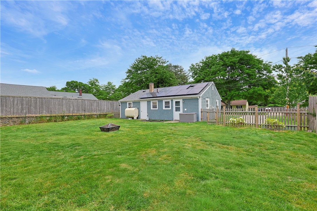 29 Rosedale Drive Bristol, RI 02809 - Photo 28 of 34