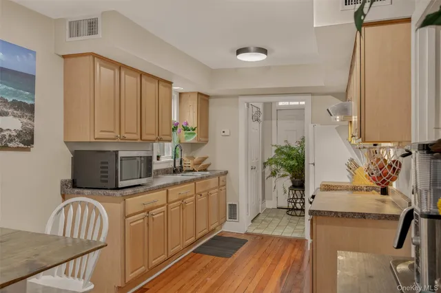 $284,999 | 502 Hill Avenue, Montgomery, NY 12549