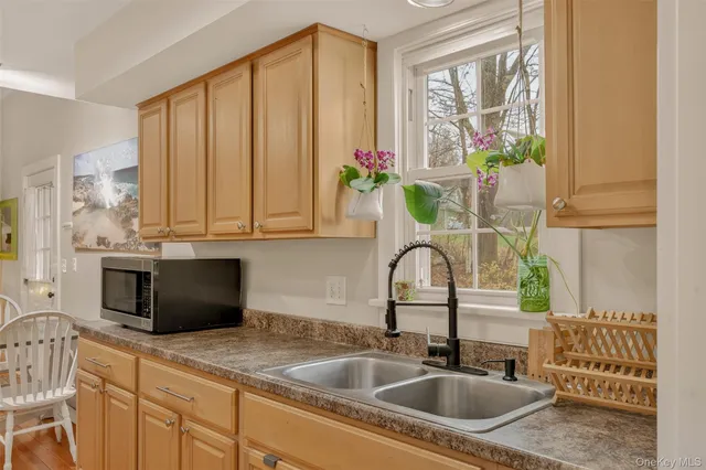 $284,999 | 502 Hill Avenue, Montgomery, NY 12549