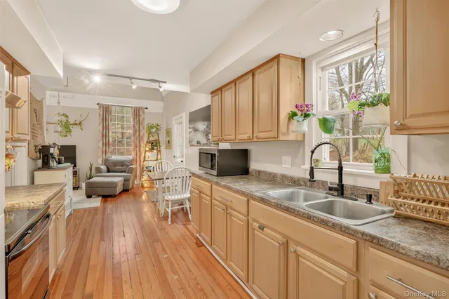 $284,999 | 502 Hill Avenue, Montgomery, NY 12549