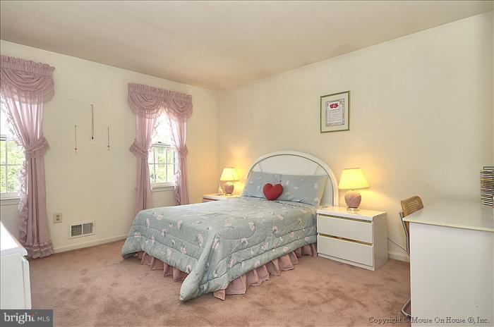 13623 Castle Cliff Way Silver Spring, MD 20904 - Photo 4 of 30 Bedroom #3