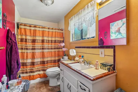 $699,000 | 430 Lovella Way, Sacramento, CA 95819