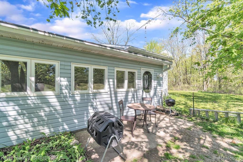 4572 North Fleming Road Howell, MI 48855 - Photo 33 of 35