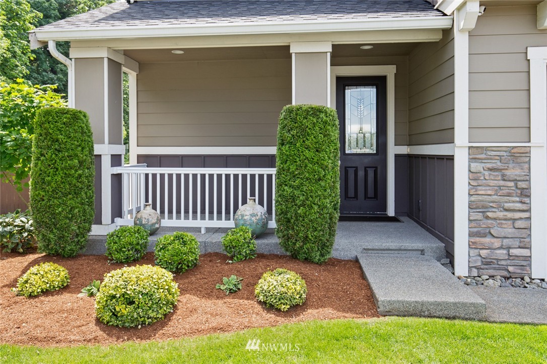 5253 Northeast 6th Street Renton, WA 98059 - Photo 2 of 25