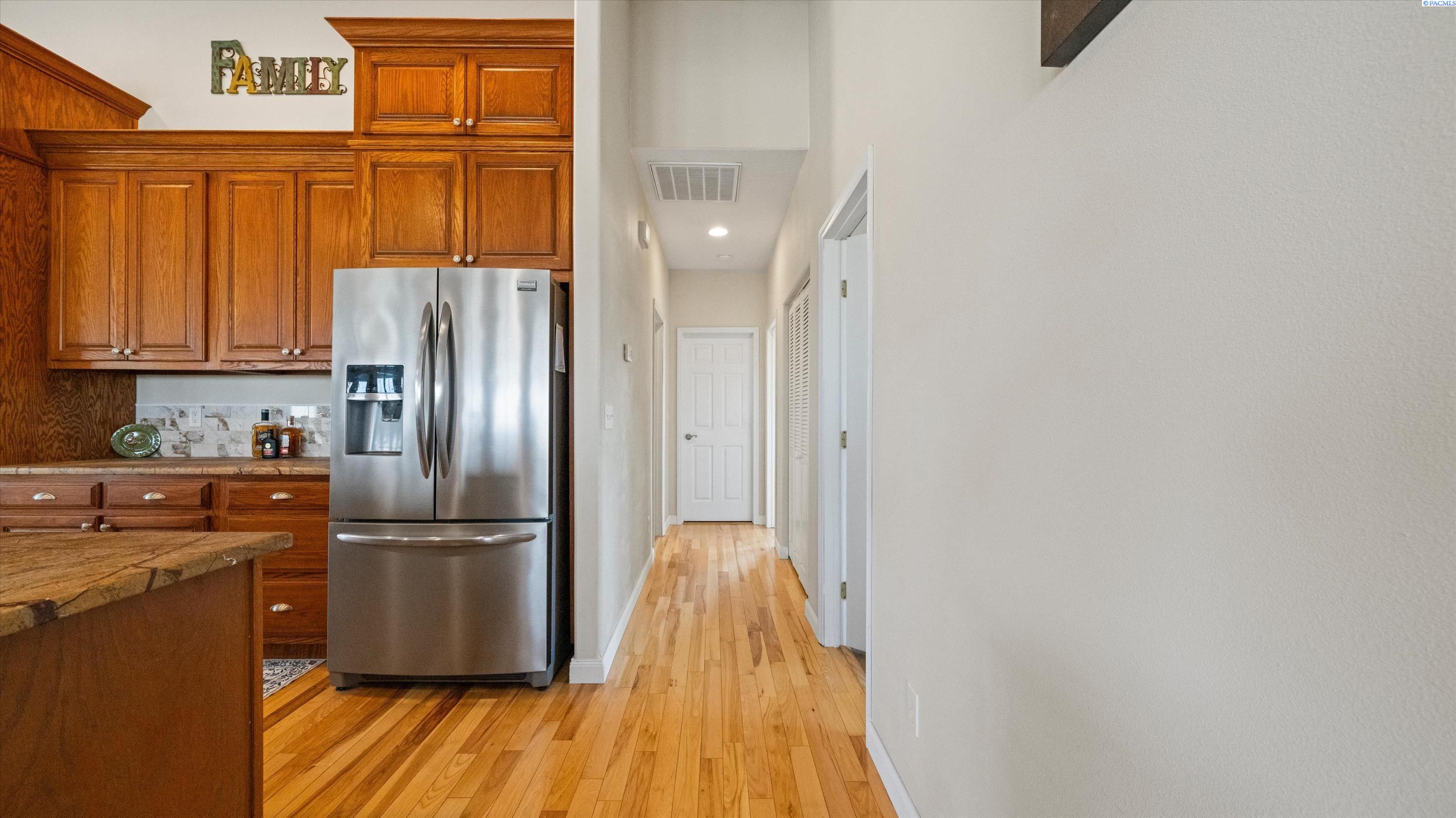 173403 West Byron Road Prosser, WA 99350 - Photo 18 of 42 Gallery Image 18