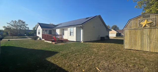 $295,000 | 1913 Newport Drive, Urbana, IL 61802