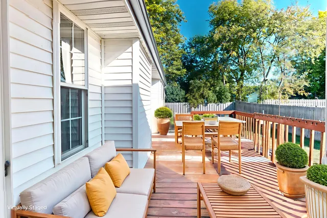 $295,000 | 1913 Newport Drive, Urbana, IL 61802