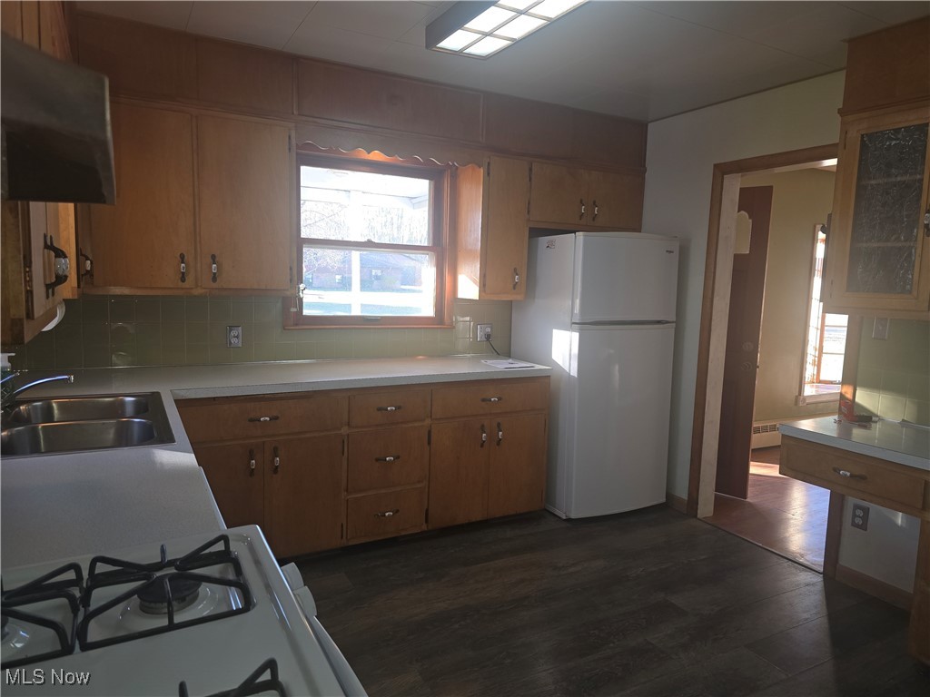 1254 Aberagg Road Atwater, OH 44201 - Photo 8 of 25 Kitchen with healthy amount of natural light, refrigerator, lots of counterspace.