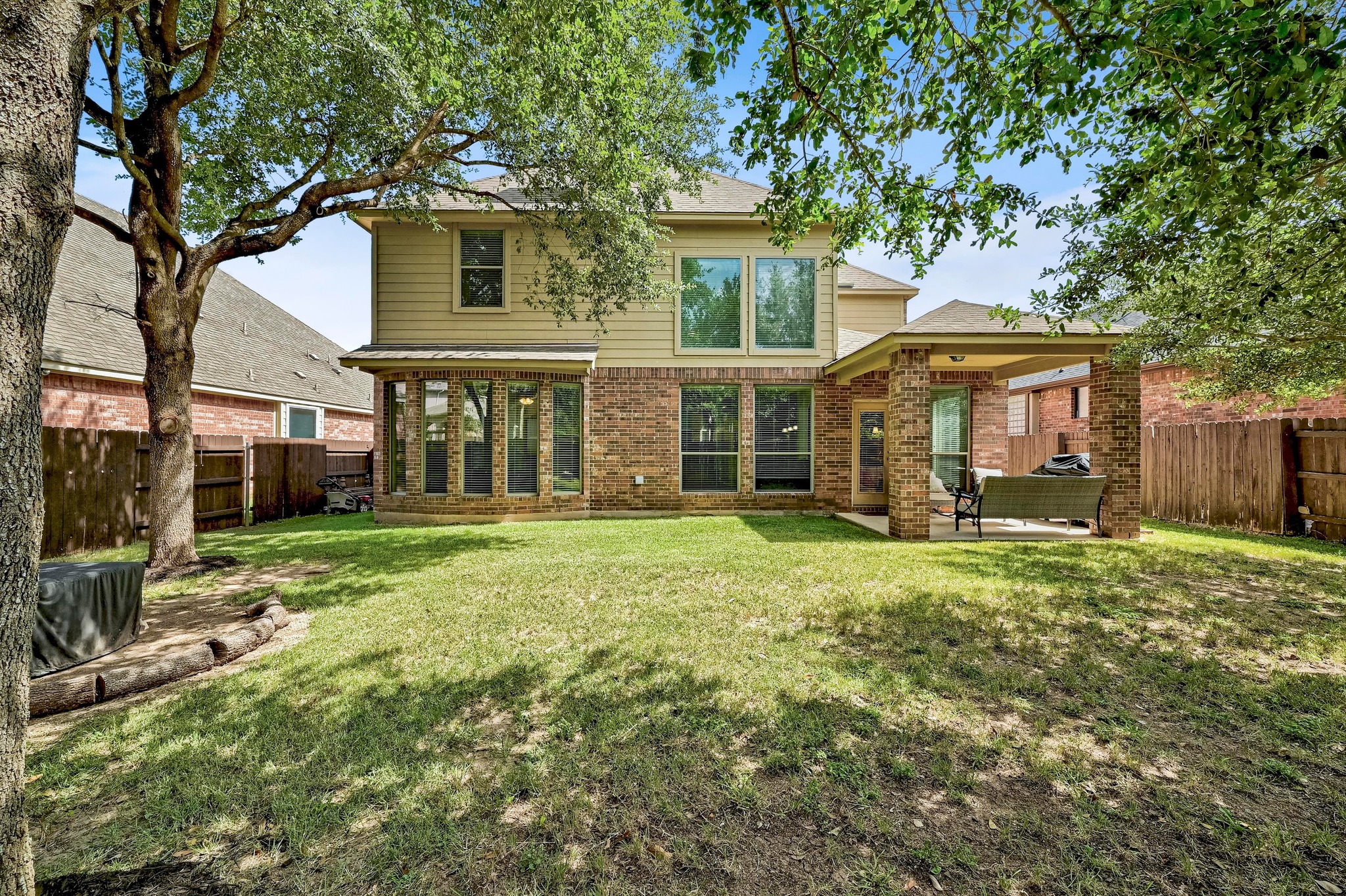 2229 Turtle Mountain Bend Austin, TX 78748 - Photo 4 of 38 front view of a house with a yard