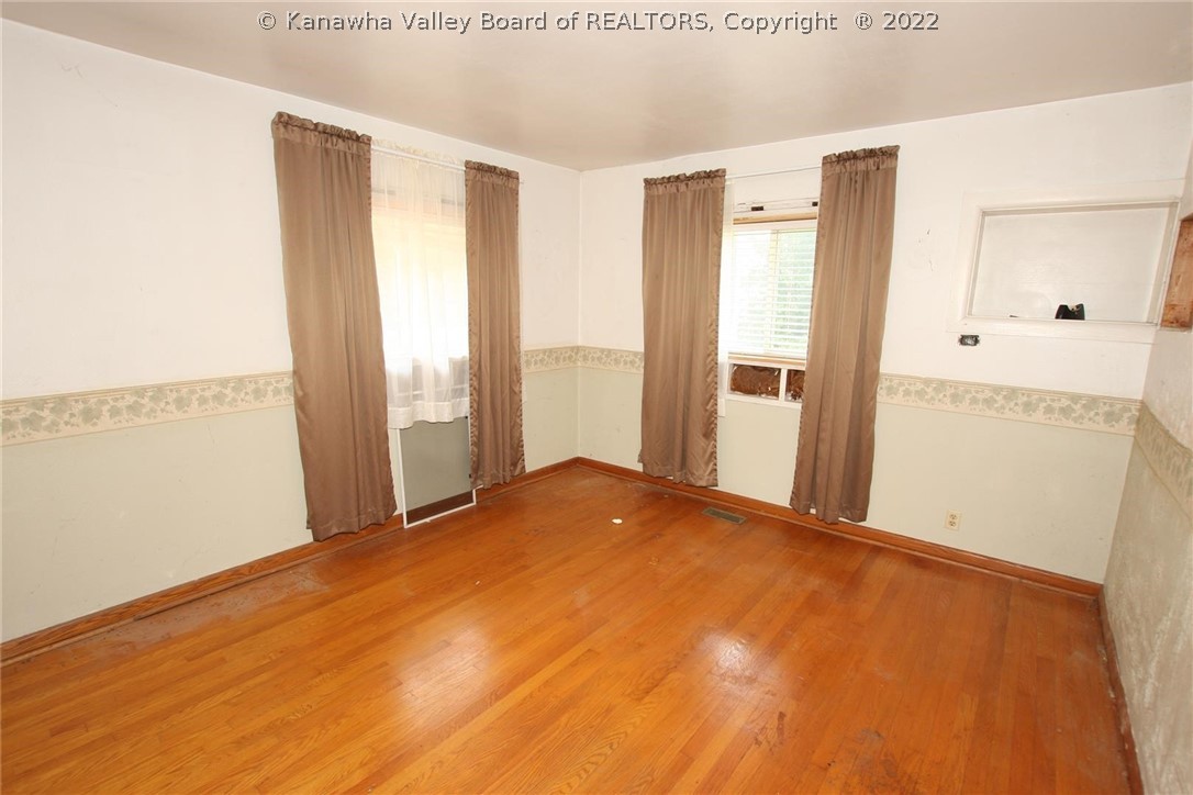 121 Robin Road Nitro, WV 25143 - Photo 26 of 50 Gallery Image 26