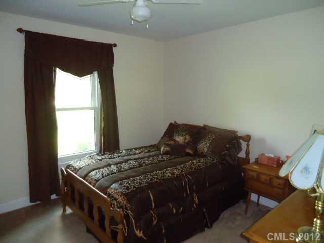 1416 Dove Landing Road York, SC 29745 - Photo 9 of 11 Gallery Image 9