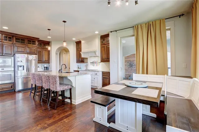 $725,000 | 1316 Northeast Kenwood Drive, Lee's Summit, MO 64064