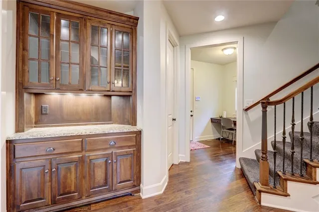 $725,000 | 1316 Northeast Kenwood Drive, Lee's Summit, MO 64064