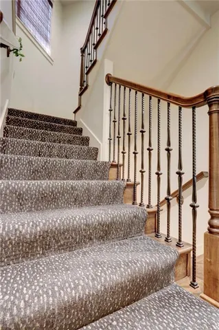 $725,000 | 1316 Northeast Kenwood Drive, Lee's Summit, MO 64064