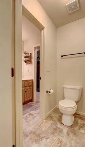 $725,000 | 1316 Northeast Kenwood Drive, Lee's Summit, MO 64064