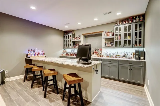 $725,000 | 1316 Northeast Kenwood Drive, Lee's Summit, MO 64064