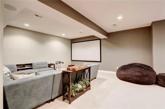 $725,000 | 1316 Northeast Kenwood Drive, Lee's Summit, MO 64064