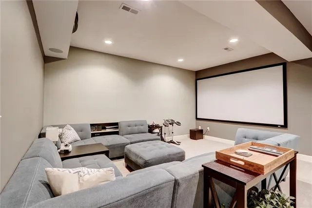 $725,000 | 1316 Northeast Kenwood Drive, Lee's Summit, MO 64064